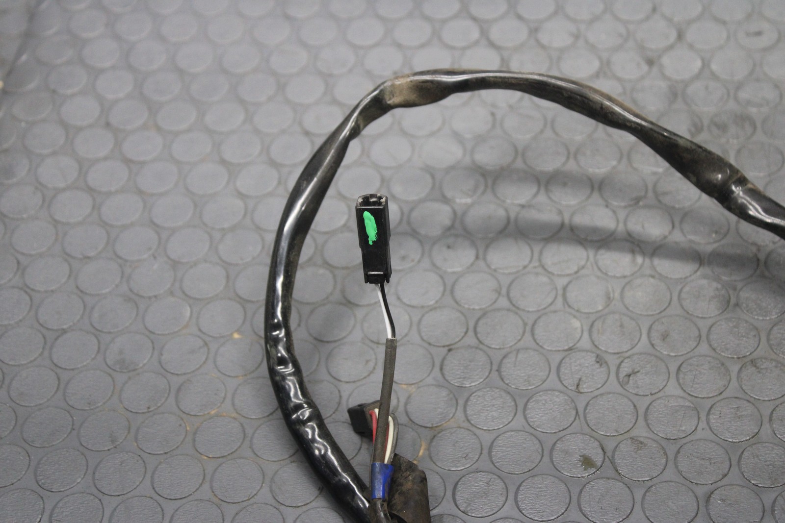 2008-2015 Harley Touring Electra Throttle By Wire Twist Grip OEM 32305-08A