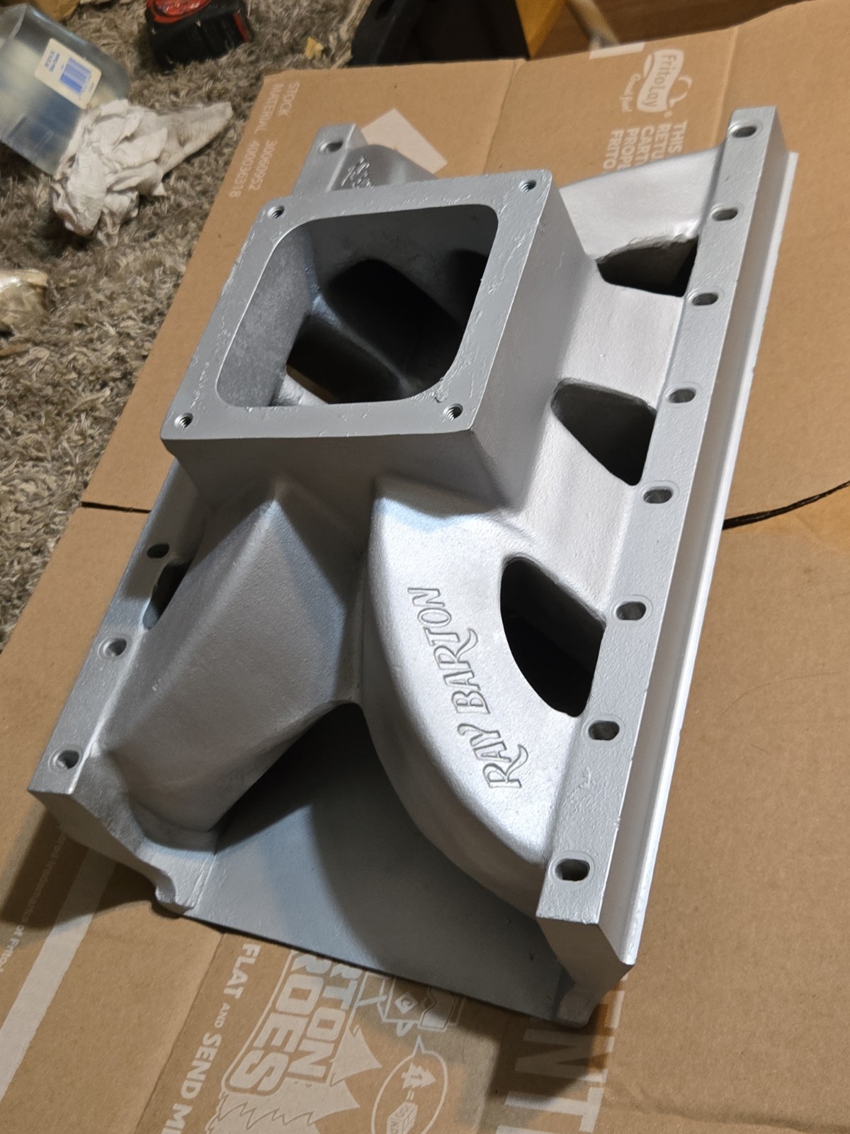 426 HEMI SINGLE PLANE INTAKE MANIFOLD VINTAGE RAY BARTON HEMI CUDA CHARGER RARE