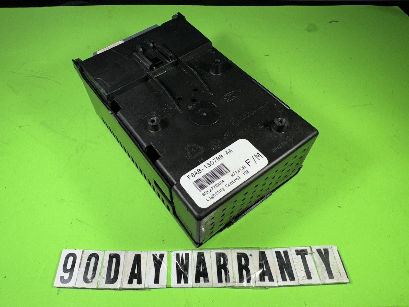 98-99 GRAND MARQUIS/CROWN VIC LIGHTING CONTROL MODULE F8AB-13C788-AA/AB OEM 98-99 GRAND MARQUIS/CROWN VIC LIGHTING CONTROL MODULE F8AB-13C788-AA/AB OEM