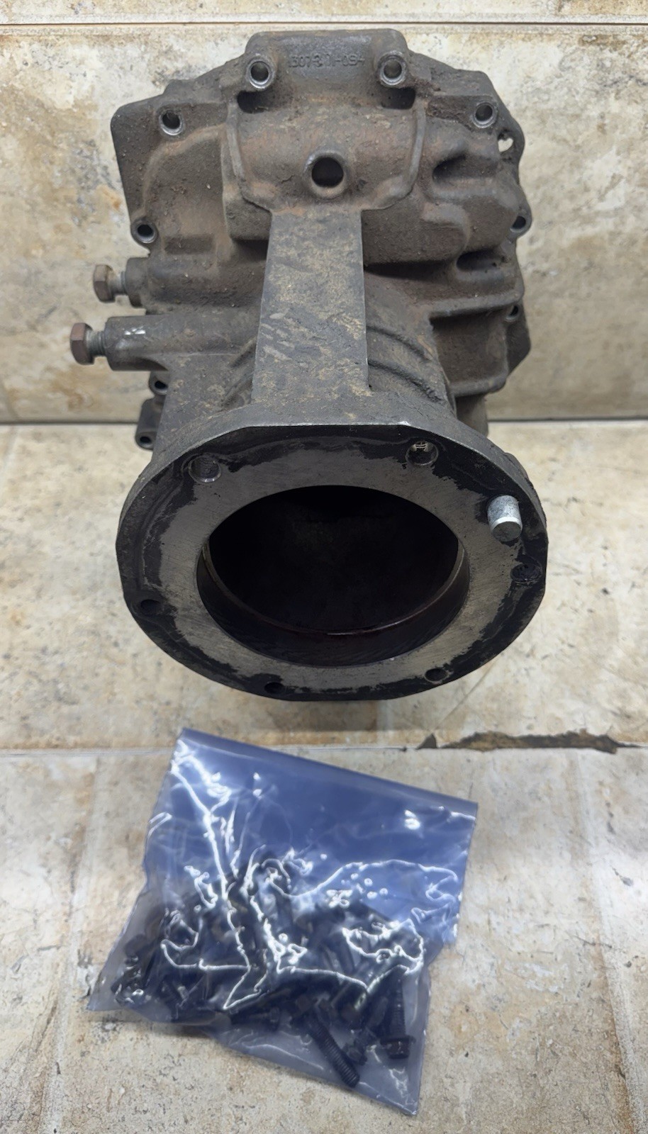 Ford ZF5 S5-47 5 Speed Manual Transmission 4x4 Rear Tailshaft Housing W/Bolt OEM Ford ZF5 S5-47 5 Speed Manual Transmission 4x4 Rear Tailshaft Housing W/Bolt OEM