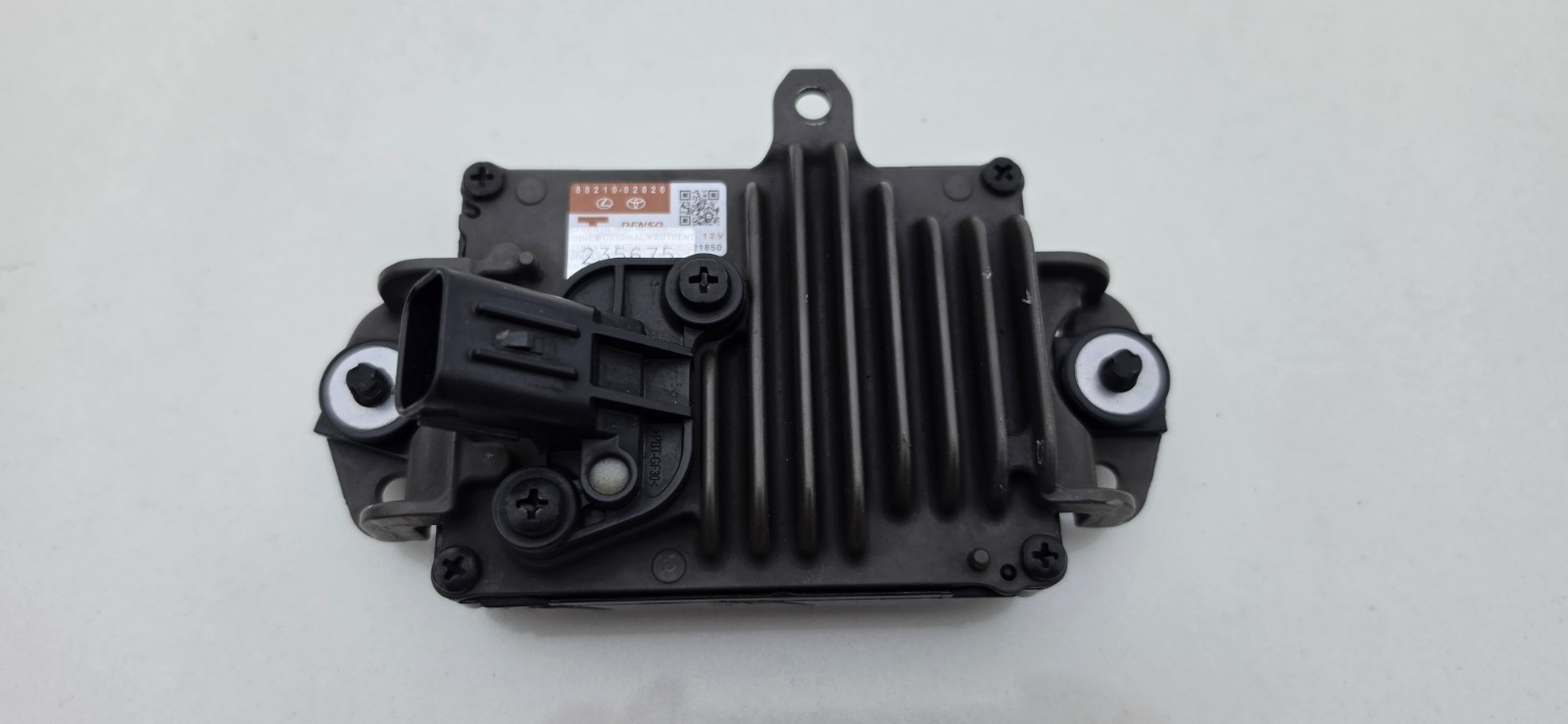 2019-2023 TOYOTA/LEXUS FRONT CRUISE CONTROL SENSOR RADAR 88210-02020 2019-2023 TOYOTA/LEXUS FRONT CRUISE CONTROL SENSOR RADAR 88210-02020