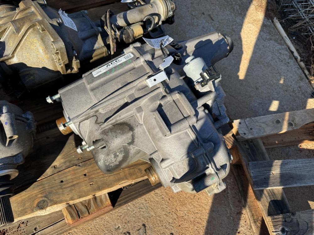 15-20 Yukon Escalade Silverado Sierra 1500 Transfer Case NQH Auto 4WD 87842231