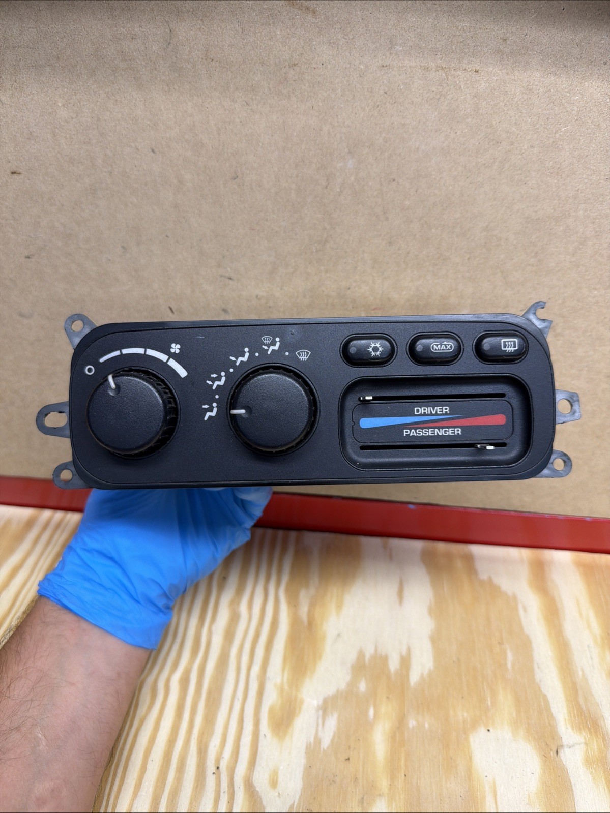 02 03 04 05  Dodge Ram 1500 2500 3500 Dual Zone AC/Heat Climate Control