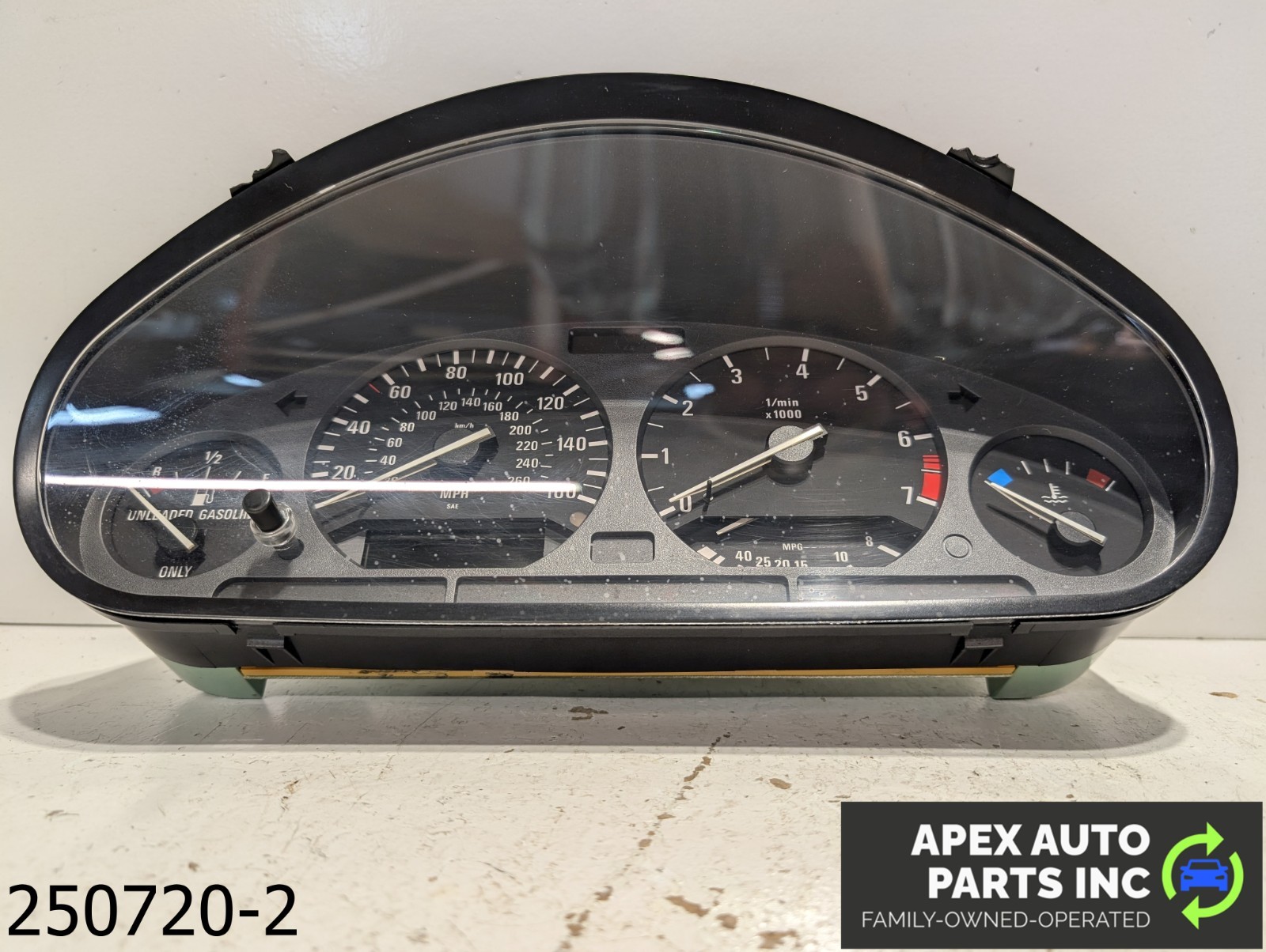 OEM 1993-1994 BMW 325IC 2.5L Instrument Gauge Cluster OEM 1993-1994 BMW 325IC 2.5L Instrument Gauge Cluster