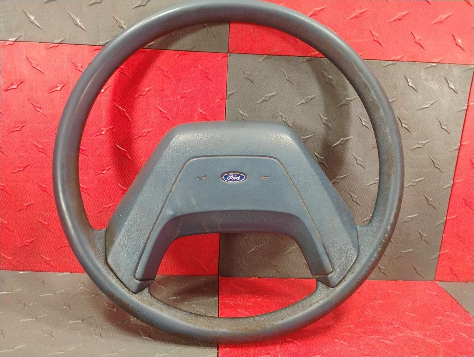 1985-88 Ford Bronco II Rangre Blue OEM Steering Wheel *Minor Wear*Nice for Year