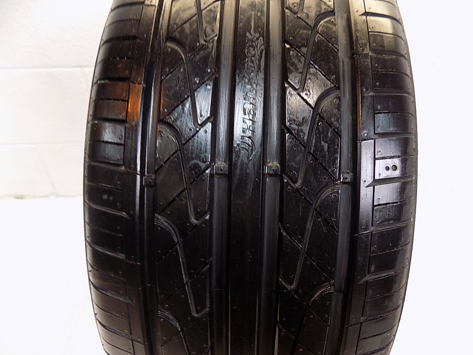 P245/45R17 Hankook Ventus V2 Concept 2 95 V Used 8/32nds
