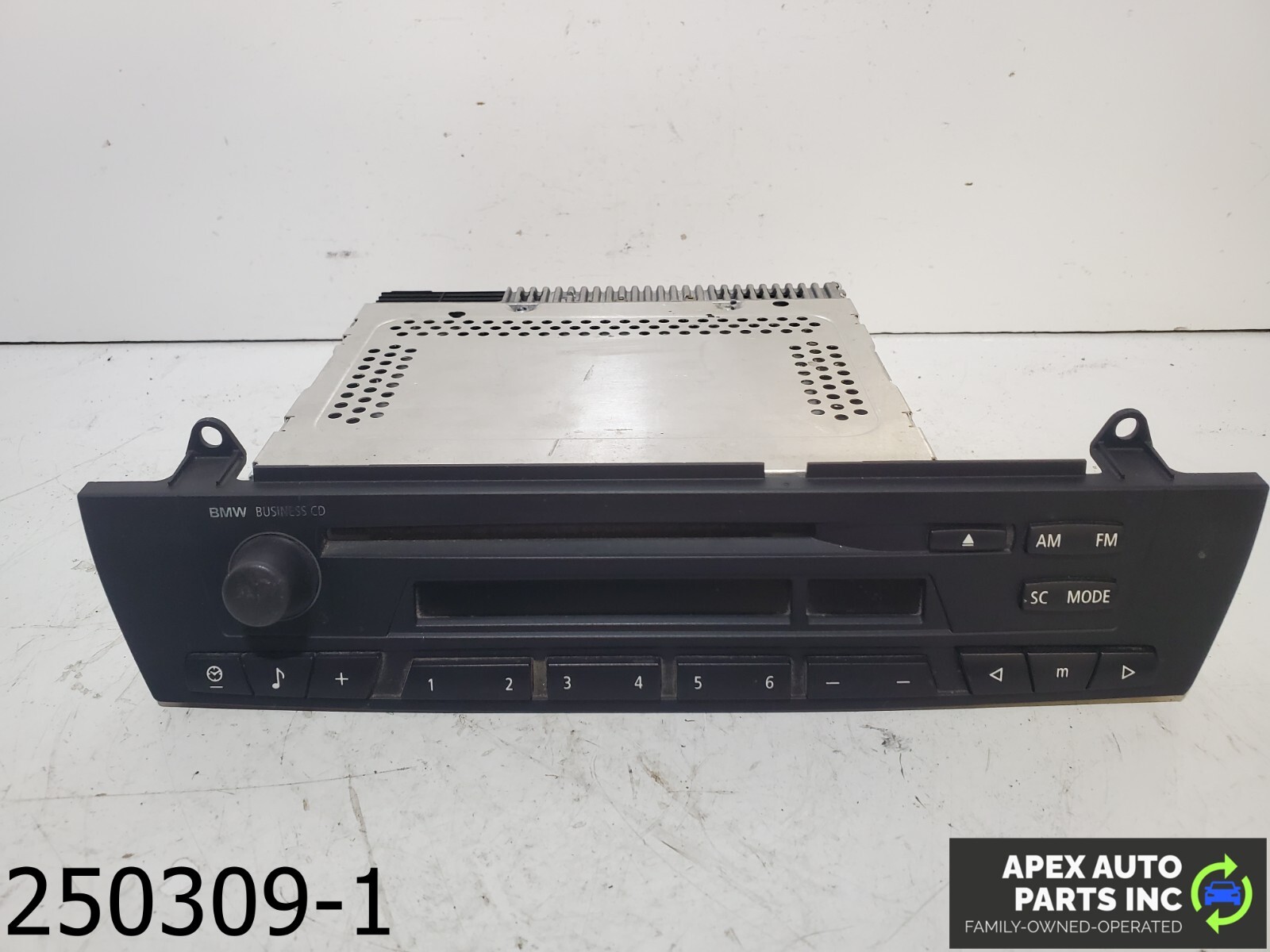 OEM 2004-2006 BMW X3 3.0L Navigation & Radio Stereo Audio CD Player OEM 2004-2006 BMW X3 3.0L Navigation & Radio Stereo Audio CD Player