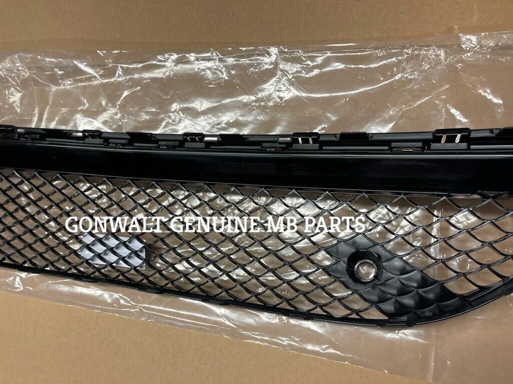 Mercedes Benz S450 S560 S65 AMG 2018-2020 Front Bumper Mesh Grille OE 2228857100
