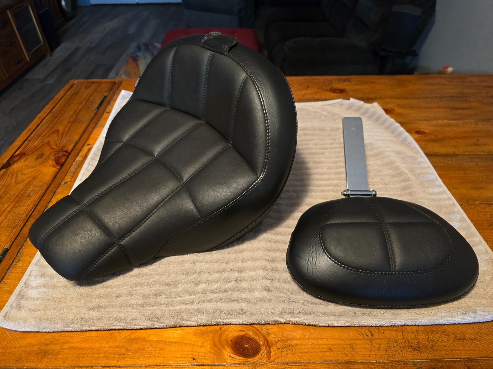 Mustang Solo Seat for 2018+ Harley Davidson FXBB Street Bob and FXST Standard