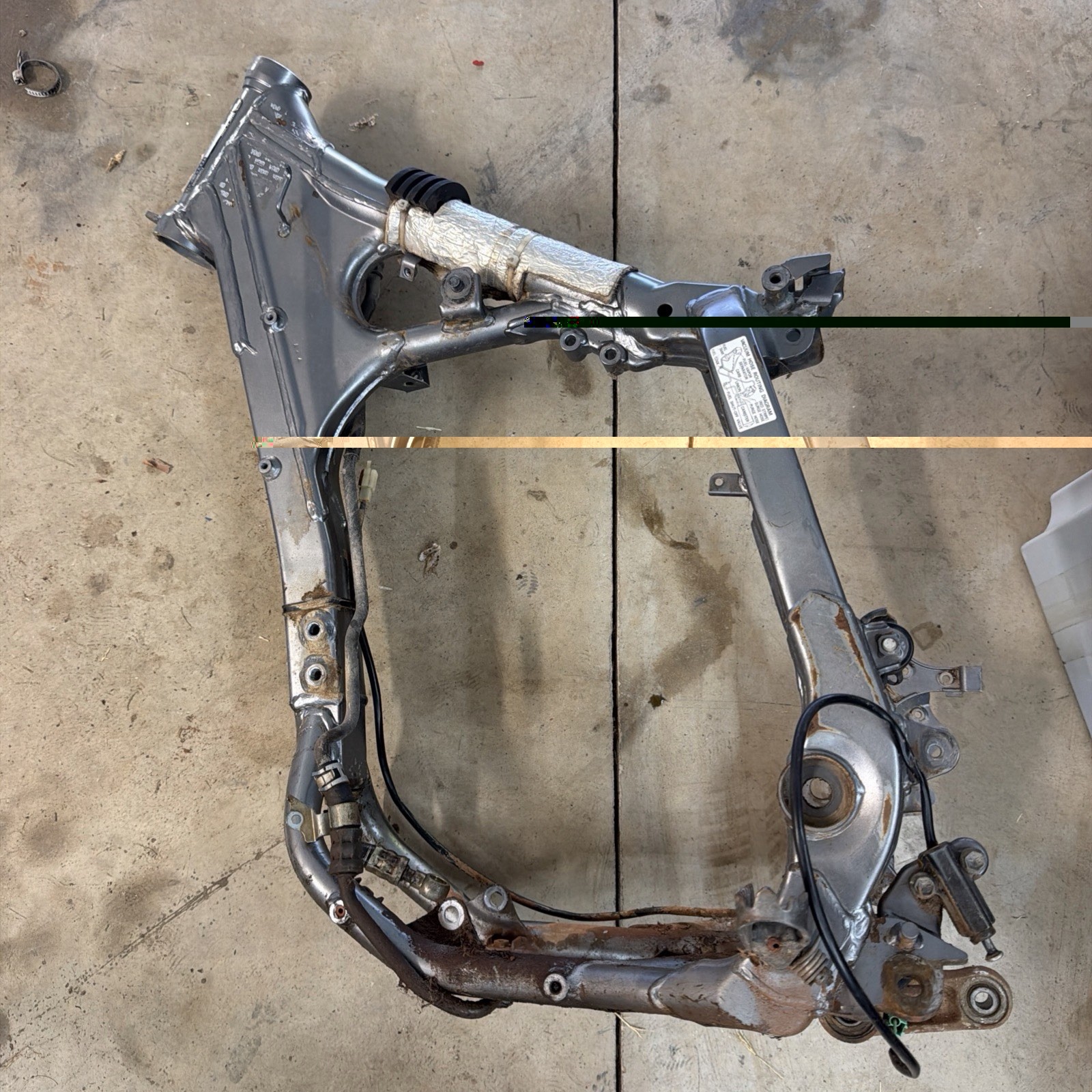 00 - 24 SUZUKI DRZ 400 S OEM MAIN FRAME CHASSIS 2003 BILL OF SALE 