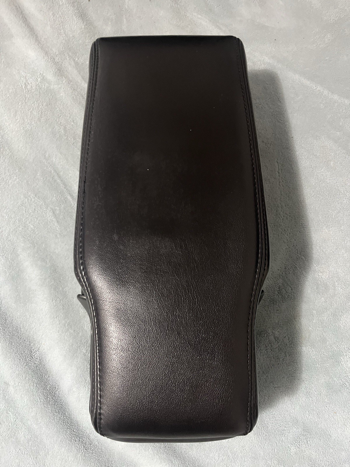 2003-2011 Lincoln Town Car Center Console Black Leather Armrest Lid Storage OEM