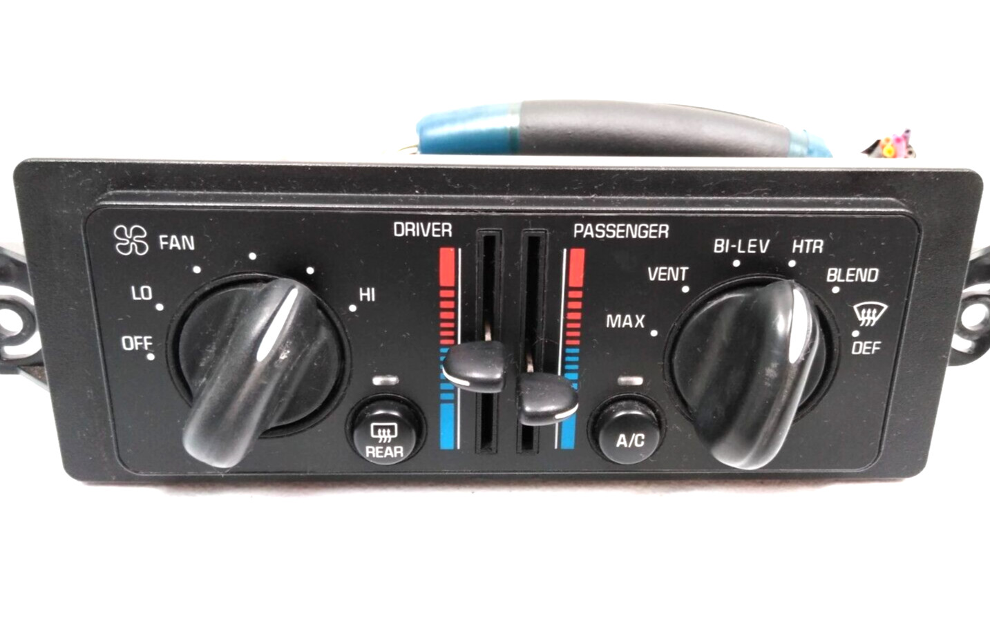 2000 2002 Buick Century Regal Heater Control Switch 2001 1999 2003 Manual V66 2000 2002 Buick Century Regal Heater Control Switch 2001 1999 2003 Manual V66