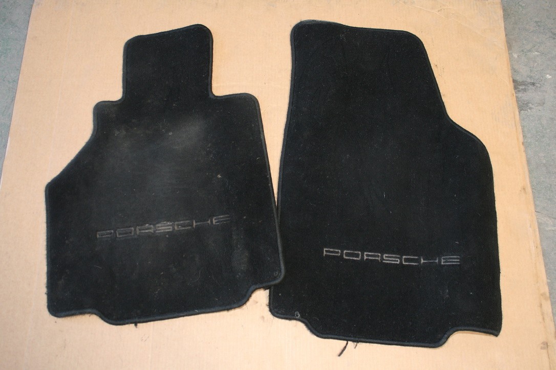 97-04 Porsche 986 Boxster / 99-05 996 Front Floor Mats Right & Left Black