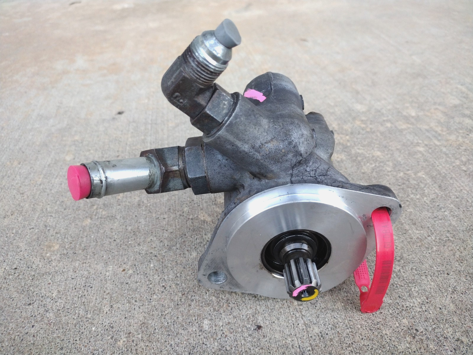 CUMMINS ISX ISX15 Power steering Pump TWR EV181615R10104 PEV1816-15R101 OEM