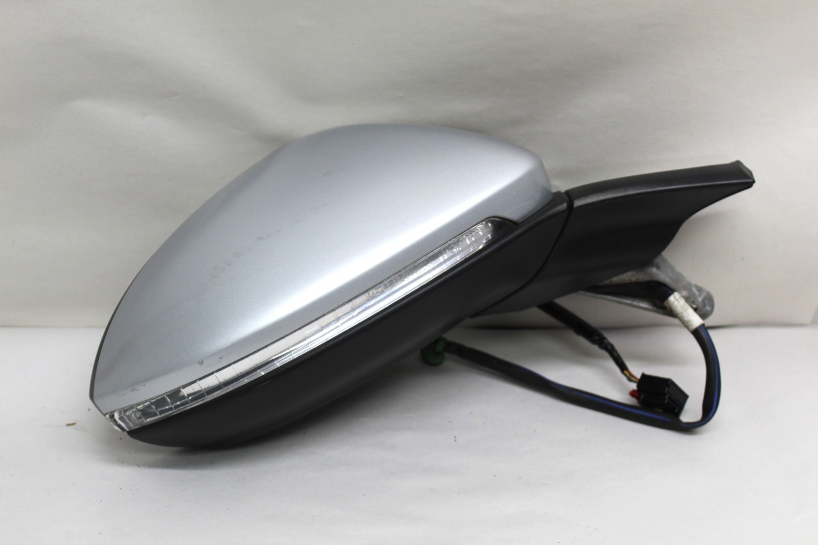 2015 - 2021 Volkswagen Golf Side View Door Mirror OEM RH Passenger