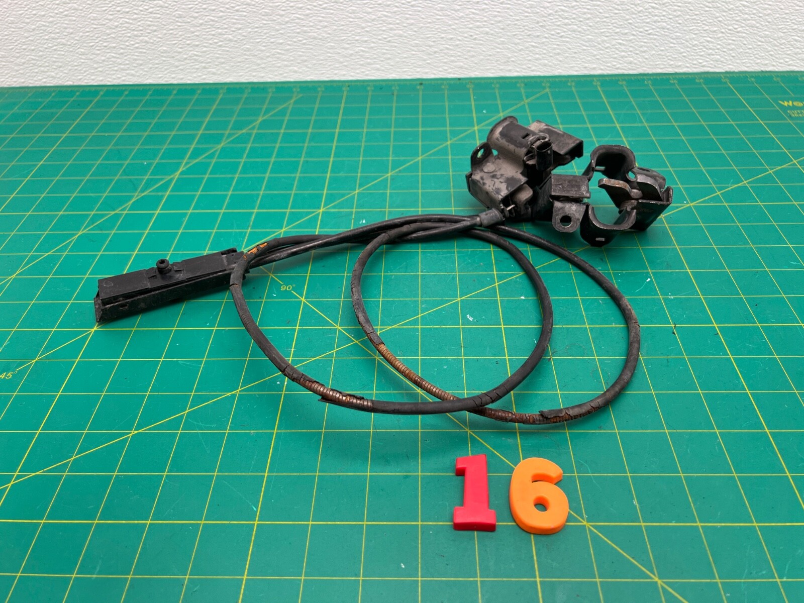 03-09 MERCEDES W211 E320 FRONT HOOD LOCK LATCH ACTUATOR W/RELEASE CABLE OEM