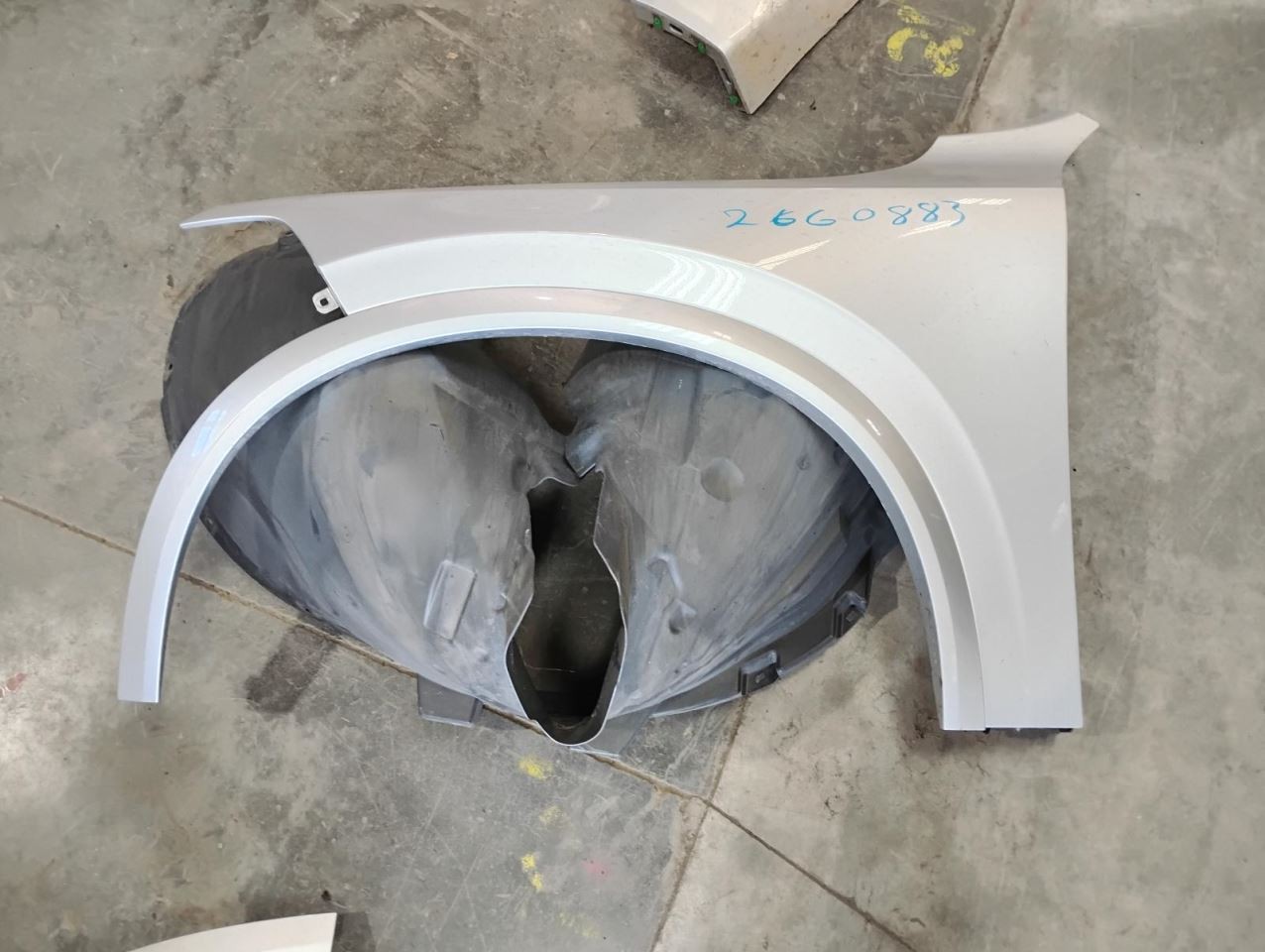 (LOCAL PICKUP ONLY) Driver Left Fender Without Charging Port Fits 16-25 VOLVO XC