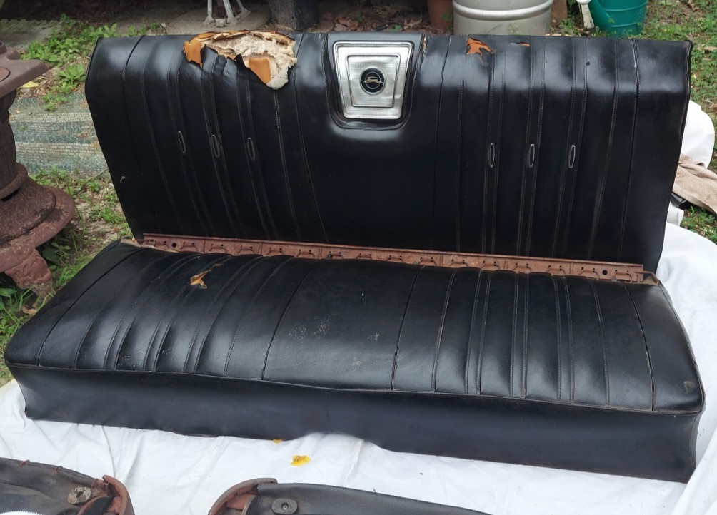 1965 1966 1967 OEM Chevrolet Impala BelAir Caprice Rear Seat Speaker Case