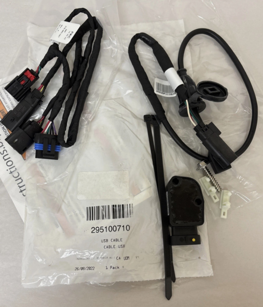 Sea-Doo RXT GTX GTI GTR WAKE OEM Sealed USB Port #295100710