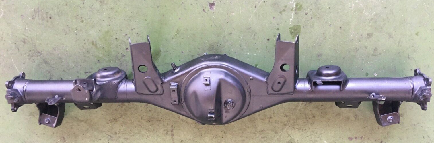 EMPTY Toyota 4Runner Rear Axle Housing w/ ABS 1996 97 98 99 00 01 2002 RUST FREE