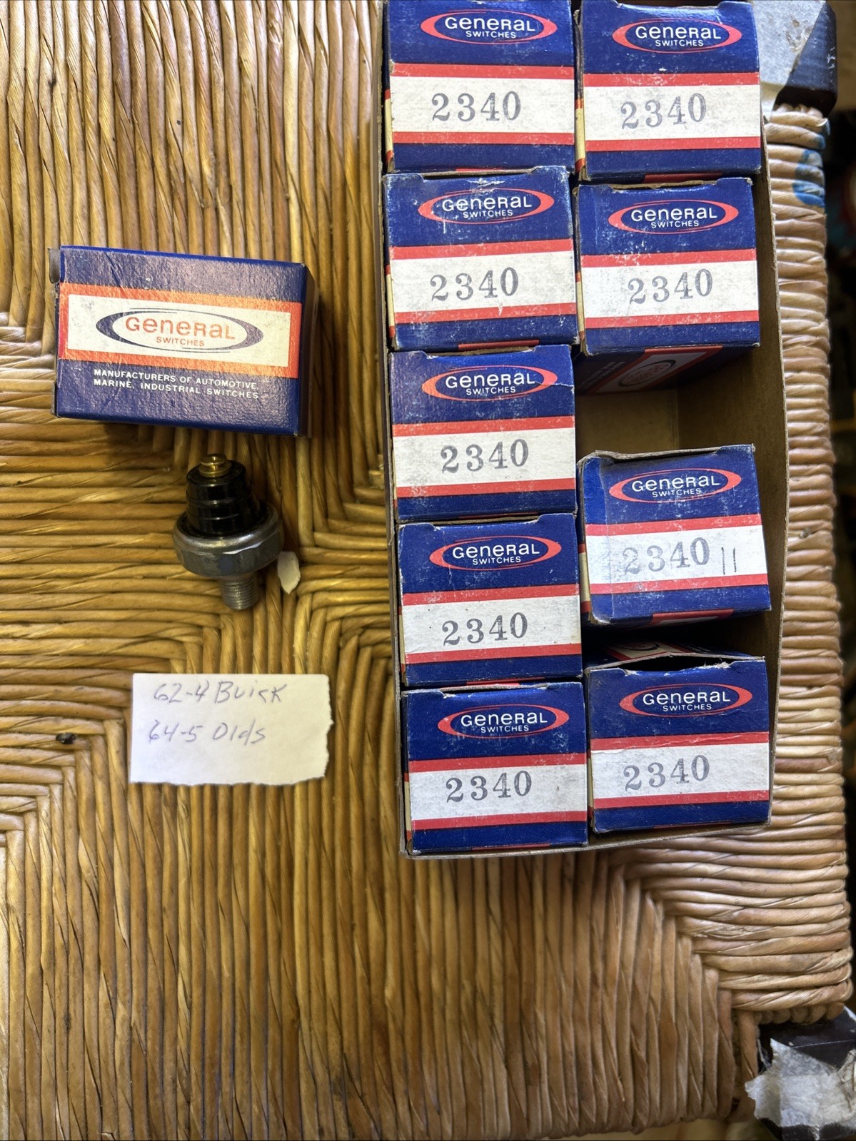 NOS AUTO PARTS LOT NOS AUTO PARTS LOT