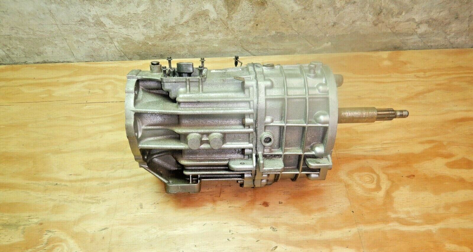 Jeep Wrangler TJ 00-04 6 CYL 4.0L 5 speed NV3550 Manual Transmission 