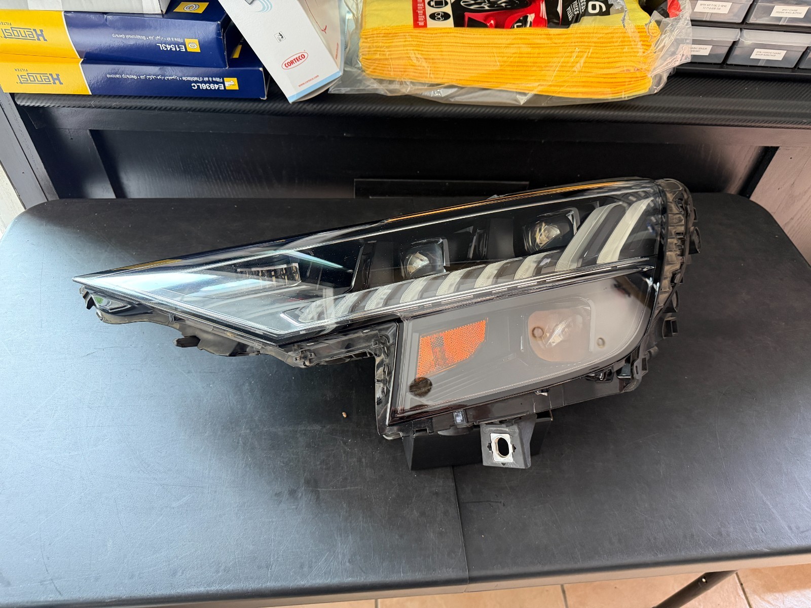 2019 - 2024 AUDI Q8 SQ8 LEFT DRIVER LH MATRIX LED HEADLIGHT OEM 4M8941783B USED 2019 - 2024 AUDI Q8 SQ8 LEFT DRIVER LH MATRIX LED HEADLIGHT OEM 4M8941783B USED