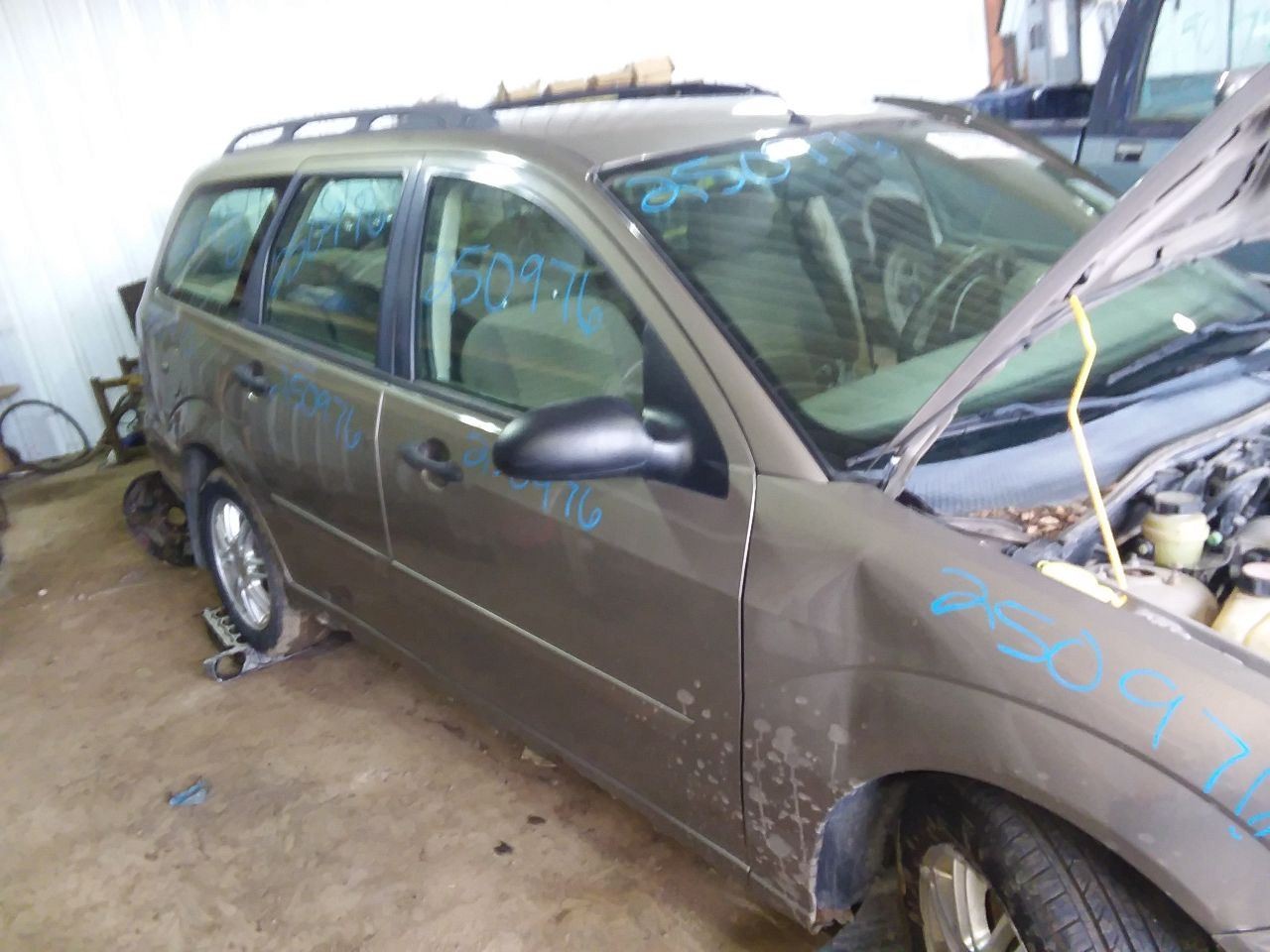 Windshield Glass Fits 03-07 FOCUS 2100337