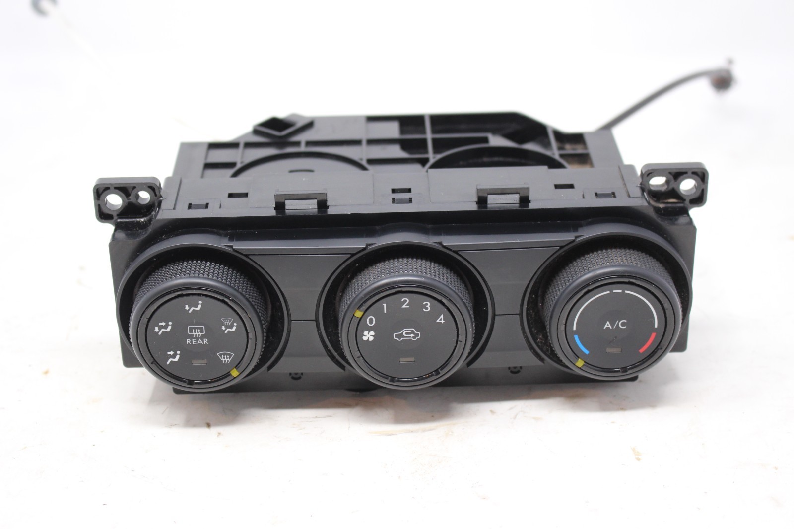 2012-2014 Subaru XV Crosstrek Impreza AC Temperature Control Unit OEM 72311FJ050
