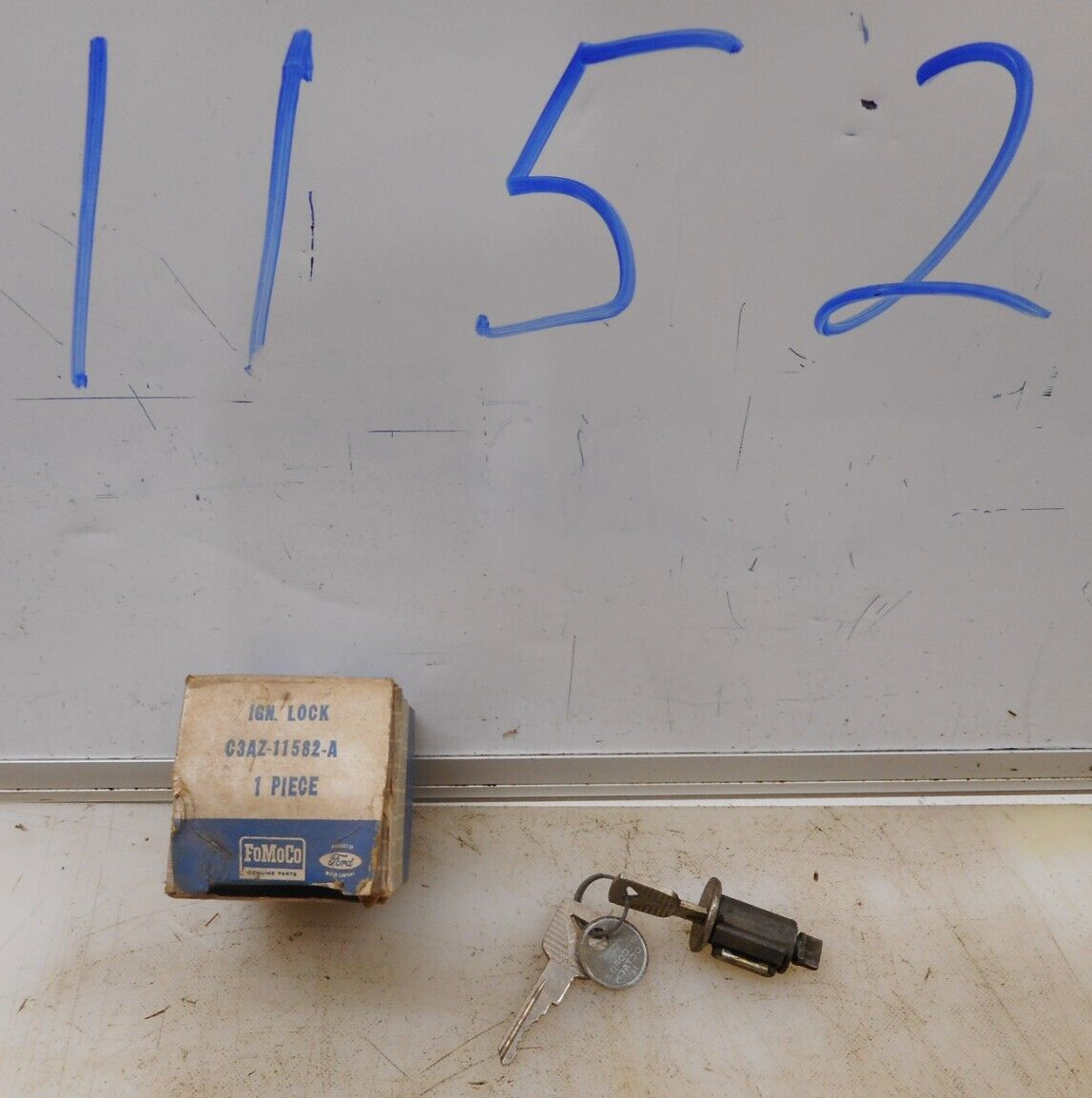 NOS C3AZ-11582A AUTOLITE FORD IGNITION TUMBLER NOS C3AZ-11582A AUTOLITE FORD IGNITION TUMBLER