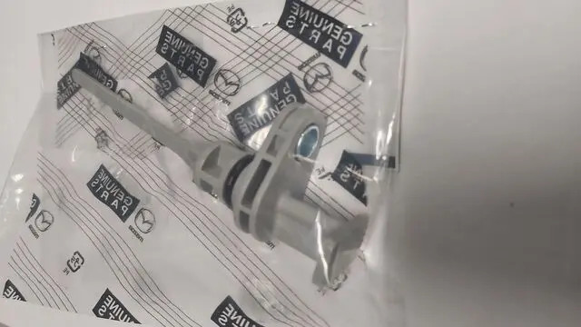 Genuine Mazda Cap Trans Case FZ01-19-AA0