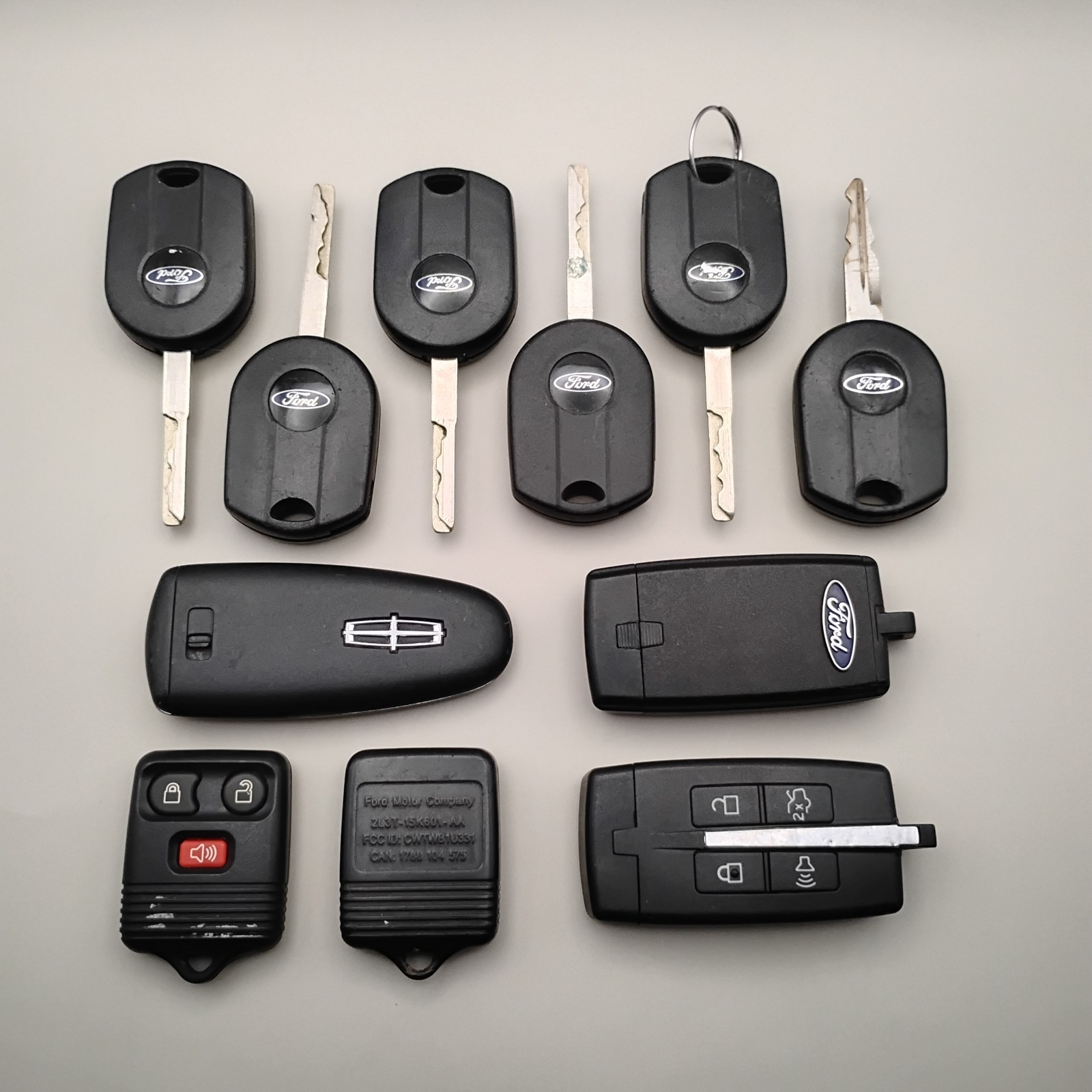 Lot Of 10 Ford Key Fobs OEM Used Lincoln Untested As-IS Lot Of 10 Ford Key Fobs OEM Used Lincoln Untested As-IS