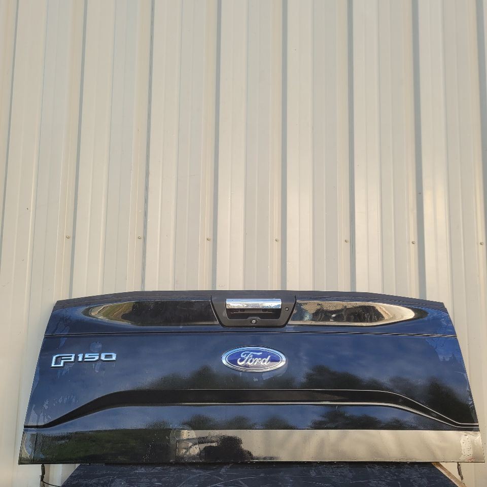 OEM TRUNK/HATCH/TAILGATE WITH TAILGATE STEP FITS 2015-2017 FORD F150 PICKUP