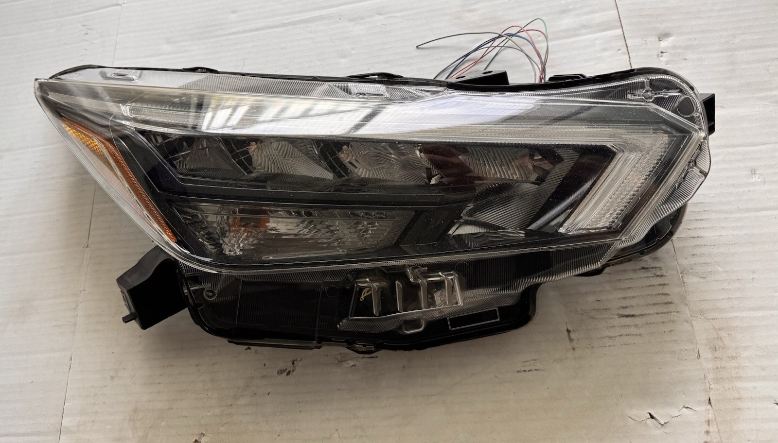 2020-2022 Nissan Sentra LED Reflector Headlight Passenger side OEM GENUINE 2020-2022 Nissan Sentra LED Reflector Headlight Passenger side OEM GENUINE