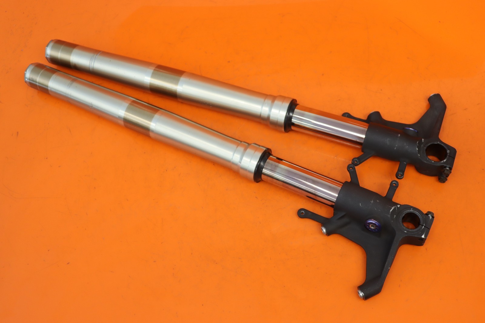 2009-2016 SUZUKI GSXR 1000 OEM FRONT FORKS SHOCK SUSPENSION SET PAIR