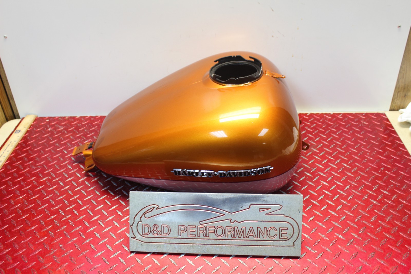 2014 HARLEY DAVIDSON ULTRA LIMITED  OEM GAS FUEL TANK NO DENTS CLEAN RARE EG134