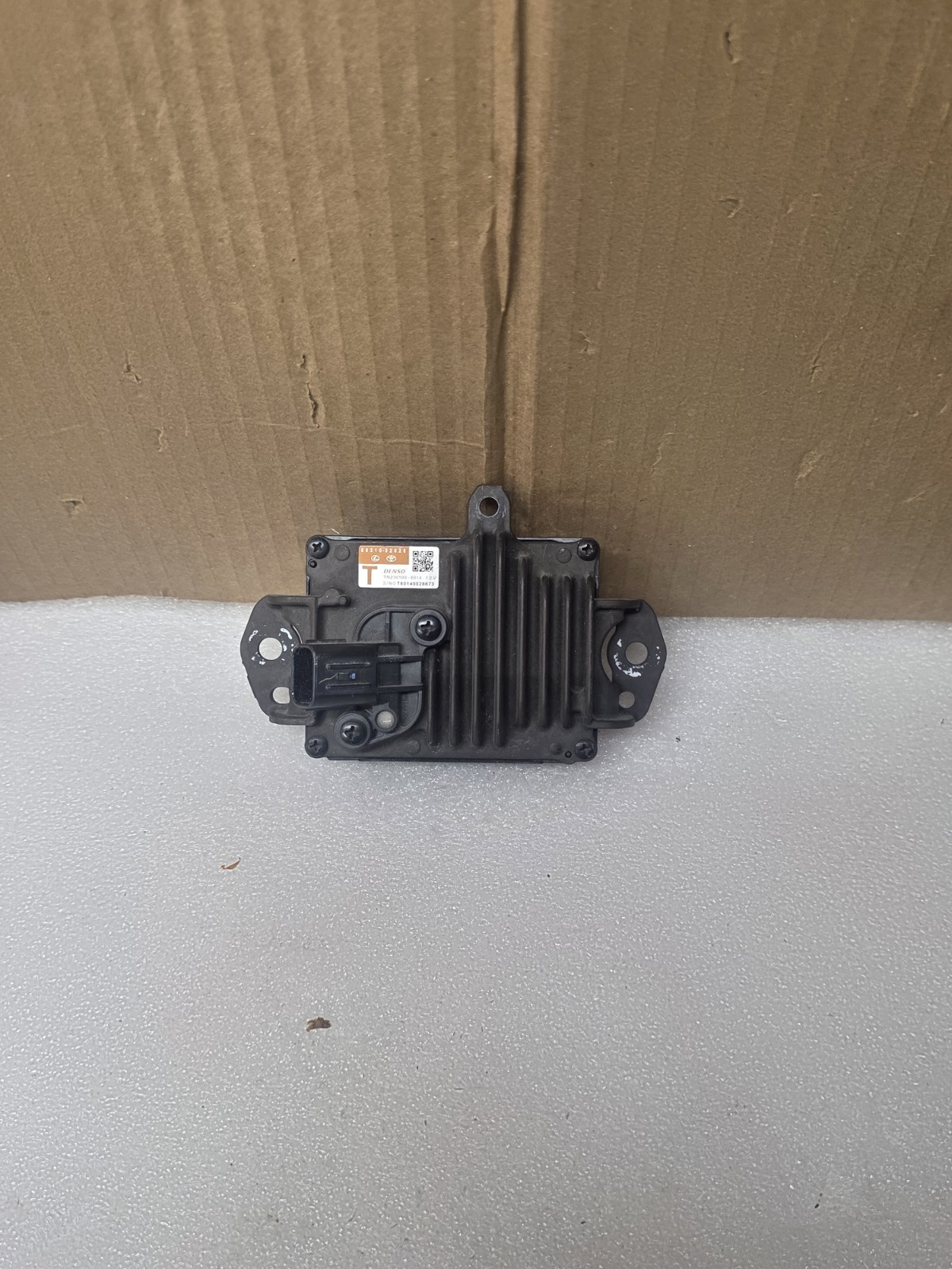 2019-2023 TOYOTA/LEXUS FRONT CRUISE CONTROL SENSOR RADAR 88210-02020