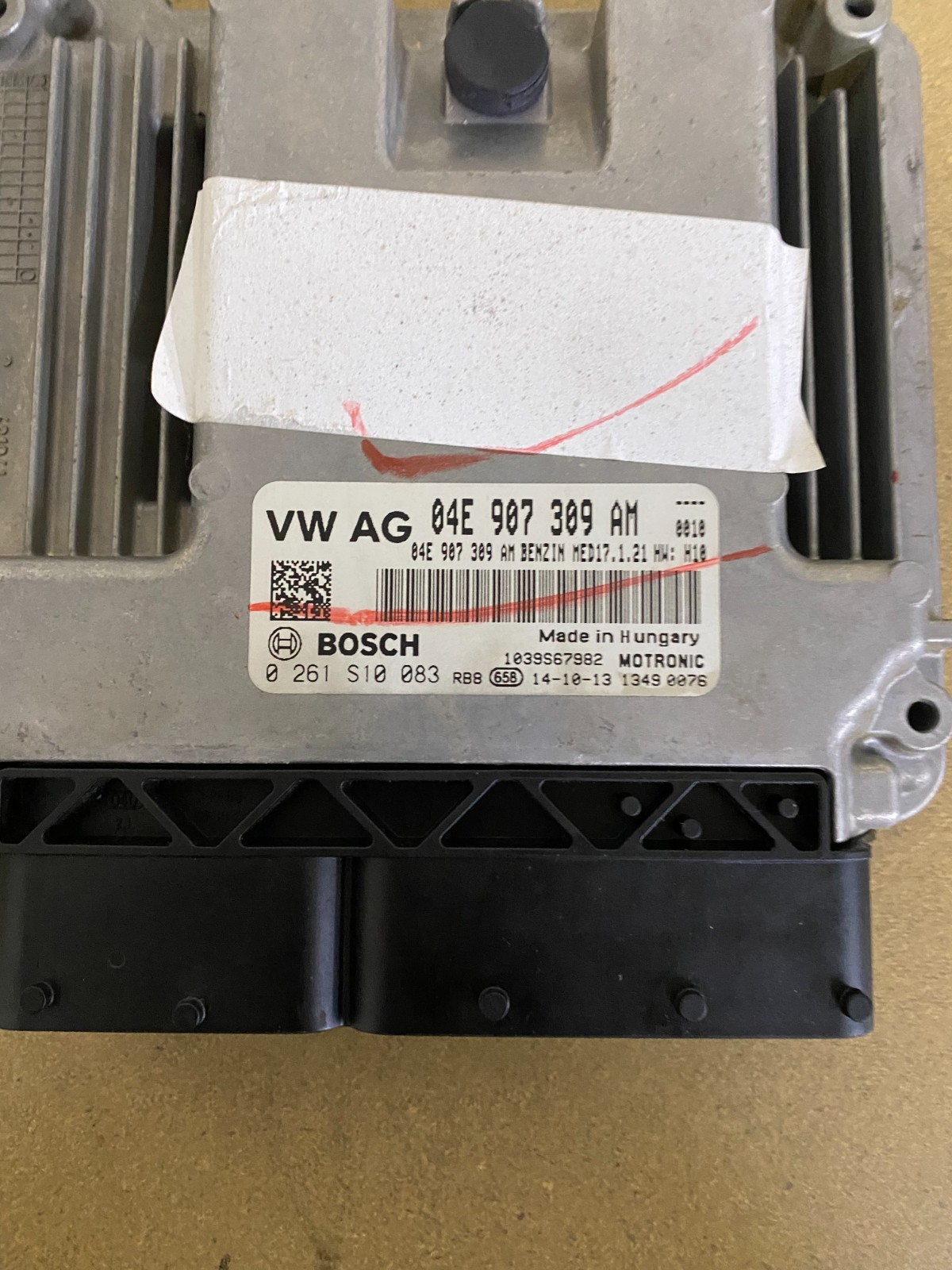 13-16 Volkswagen ECU 04E 907 309 AM needs reprogramming 13-16 Volkswagen ECU 04E 907 309 AM needs reprogramming