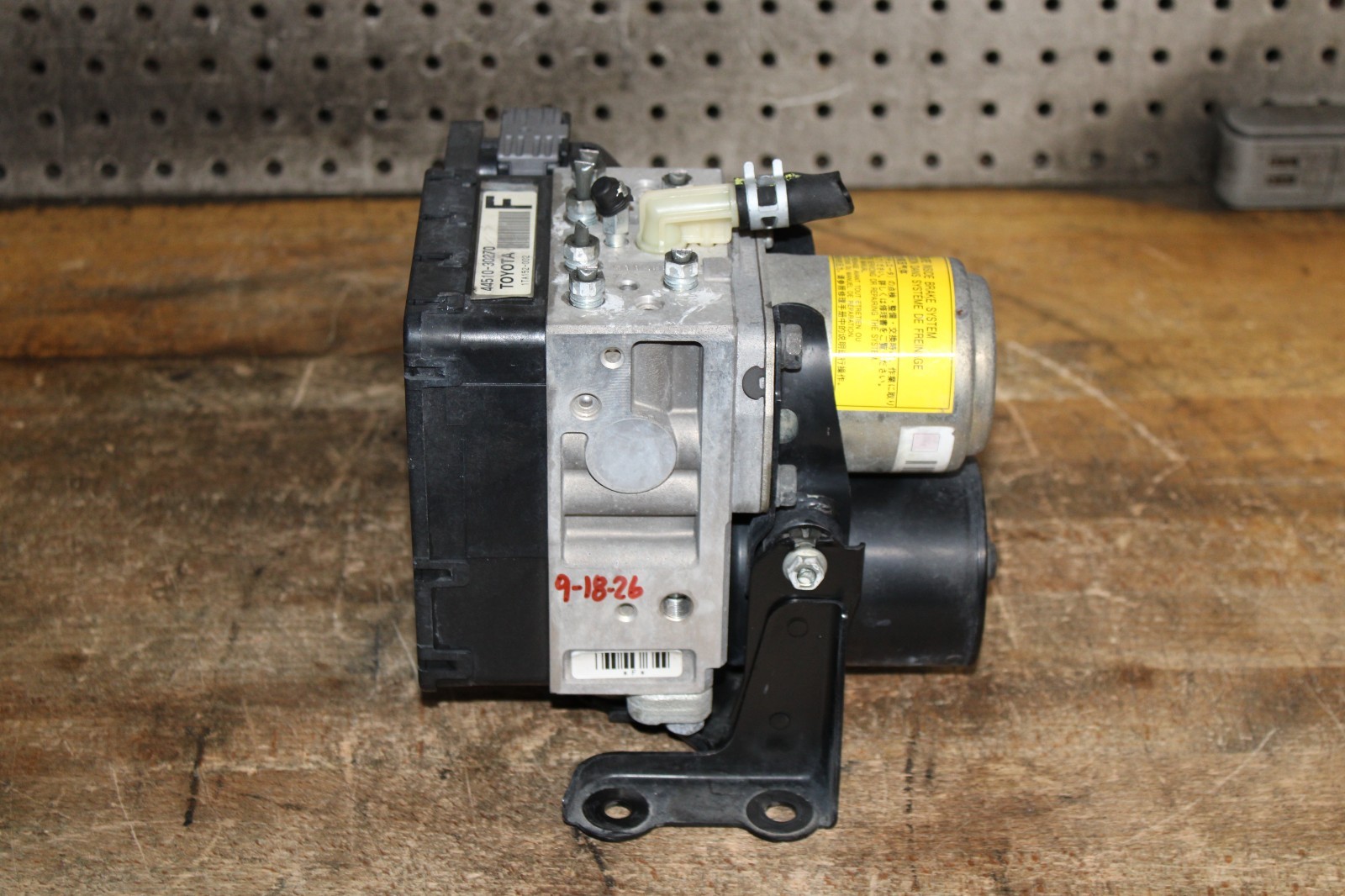 2007 TO 2011 TOYOTA CAMRY HYBRID ABS ANTI LOCK BRAKE PUMP ASSEMBLY 44510-30270 2007 TO 2011 TOYOTA CAMRY HYBRID ABS ANTI LOCK BRAKE PUMP ASSEMBLY 44510-30270