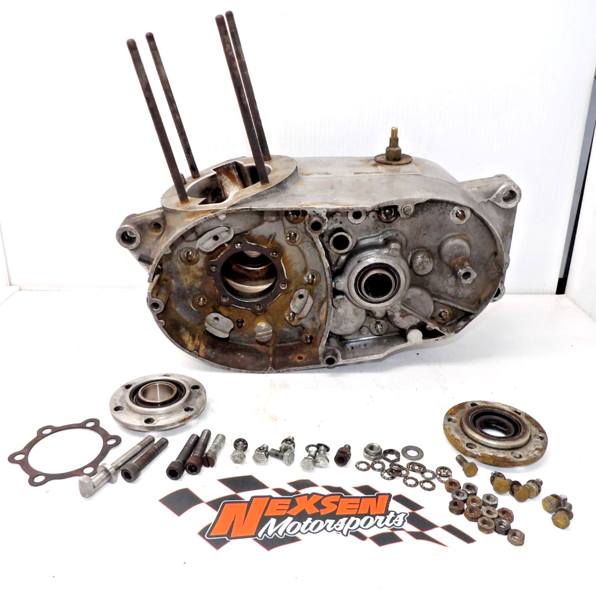 🏁Engine Crankcase Set Left Right Case Halves – Fits 1972 Bultaco Alpina 175
