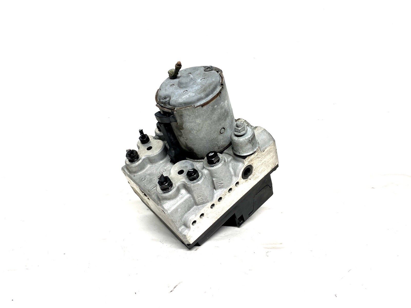 94-97 Audi A6 C4 ABS Pump Control Module Unit 8D0 614 111 D