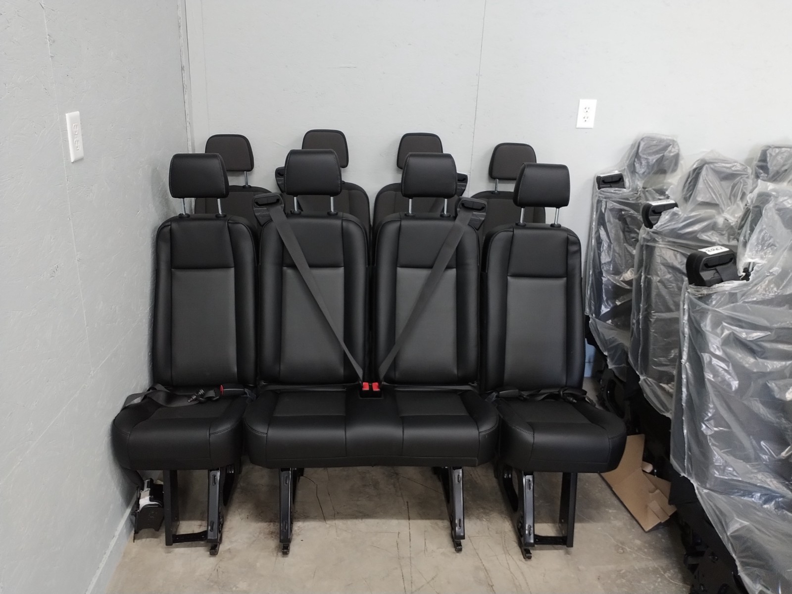 2015-2027 NEW FORD TRANSIT BLACK VINYL ROW 5 2015-2026 3 PIECE SET