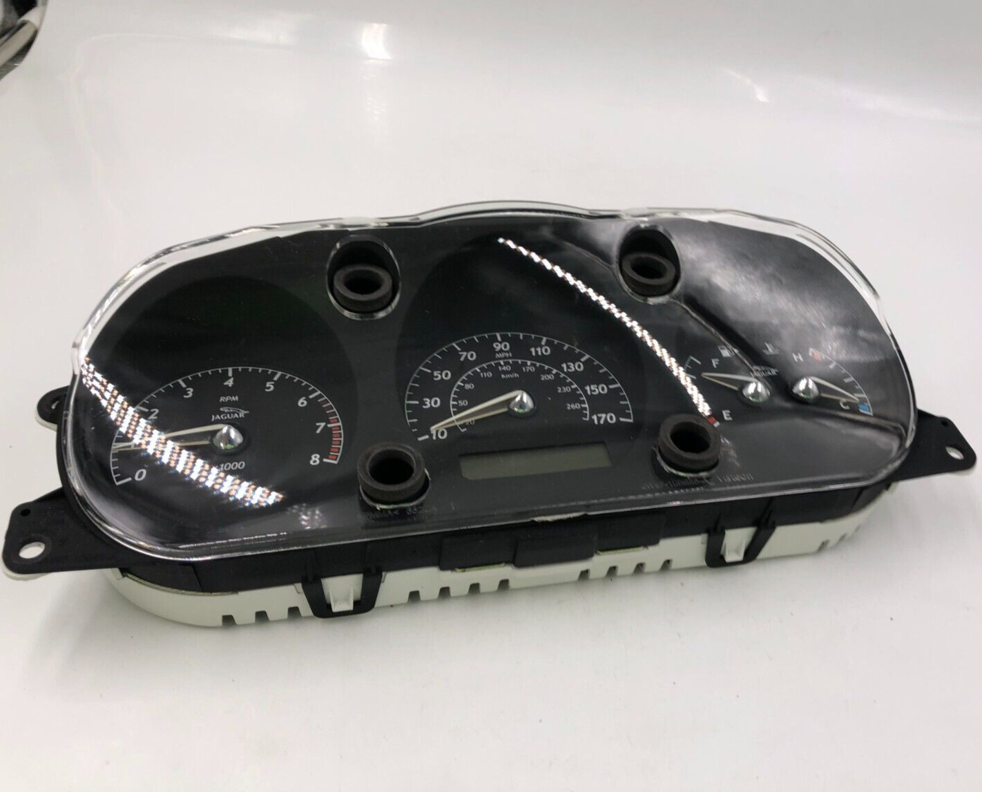 2004 Jaguar XJ8 Speedometer Instrument Cluster 92,613 Miles OEM N01B35081