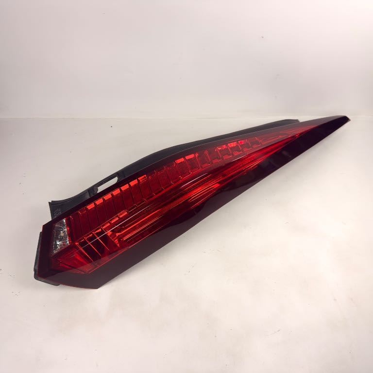 10-14 Cadillac CTS Station Wagon Passenger Right Tail Light OEM