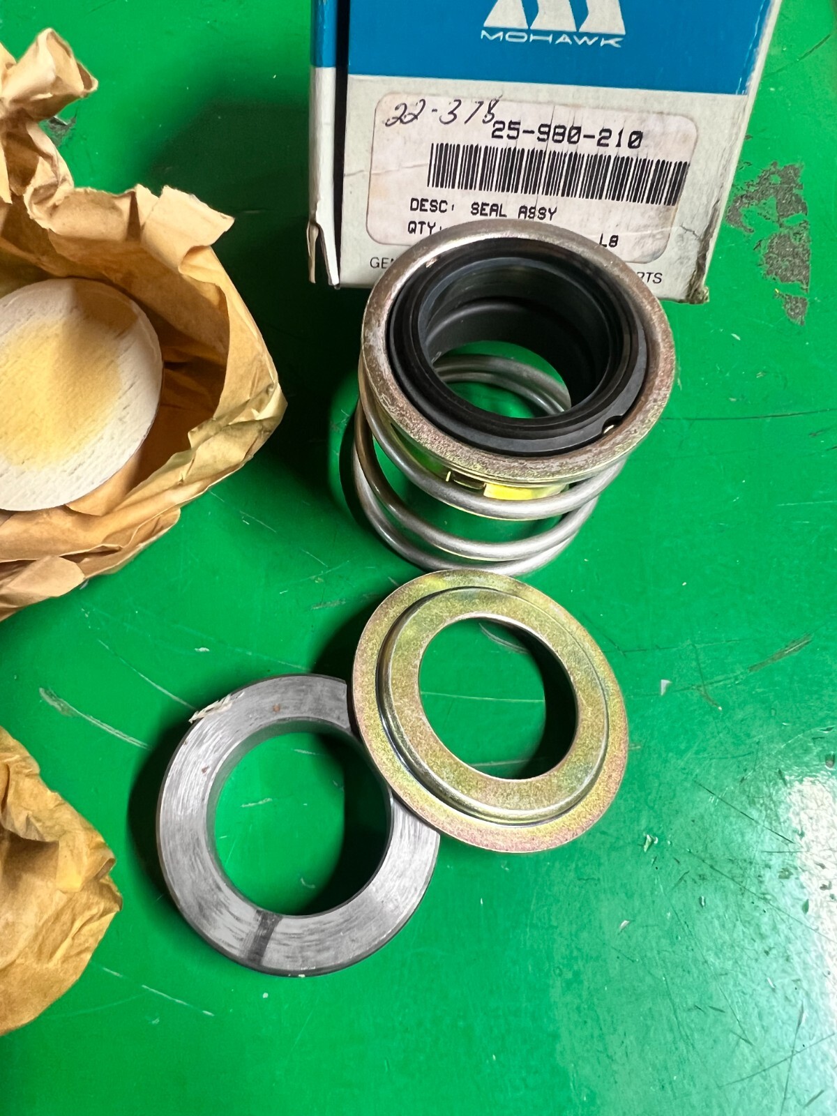 GENUINE NEW MOHAWK ~ PUMP SEAL ASSEMBLY ~ PART NUMBER 25-980-210