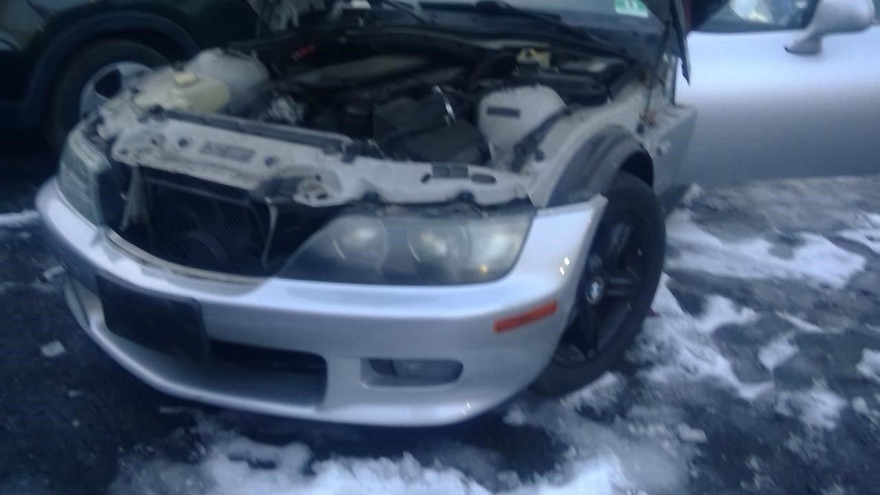 (LOCAL PICKUP ONLY) Trunk/Hatch/Tailgate Fits 00-02 BMW Z3 1111759