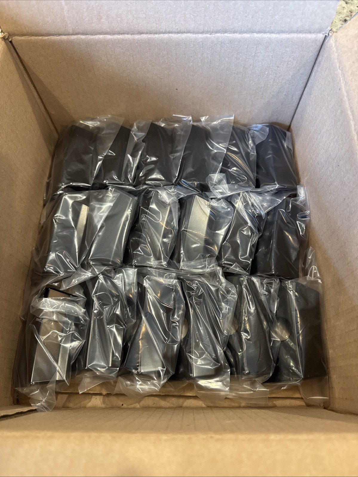 Lot Of 18 Turbine Aero Insert 1620281-00-B OEM Tesla