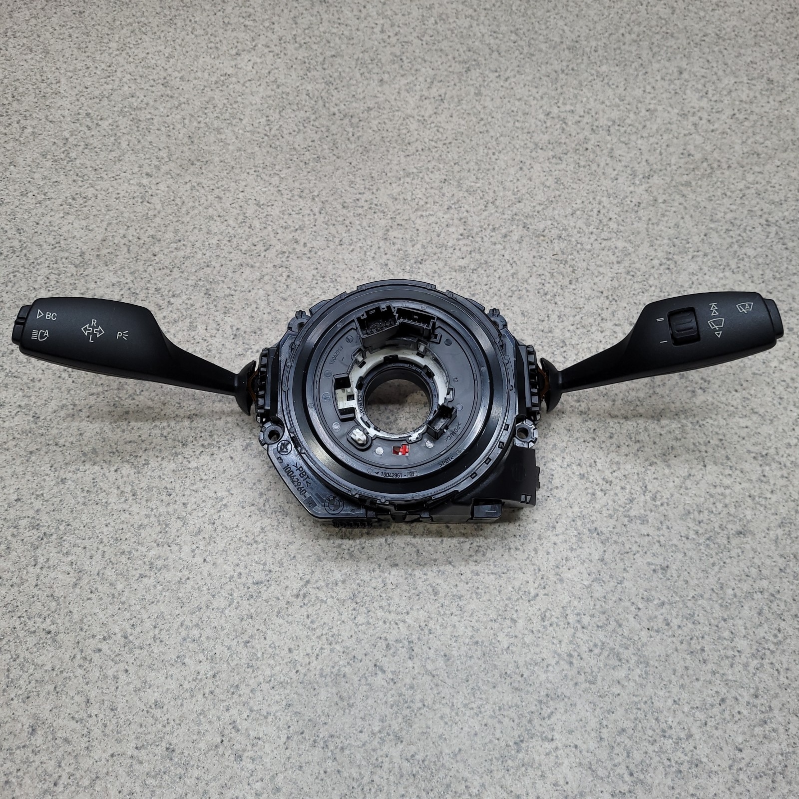 9351146 9351146-02 bmw F30 F32 F36 Switch Cluster Steering Column Indicators 9351146 9351146-02 bmw F30 F32 F36 Switch Cluster Steering Column Indicators