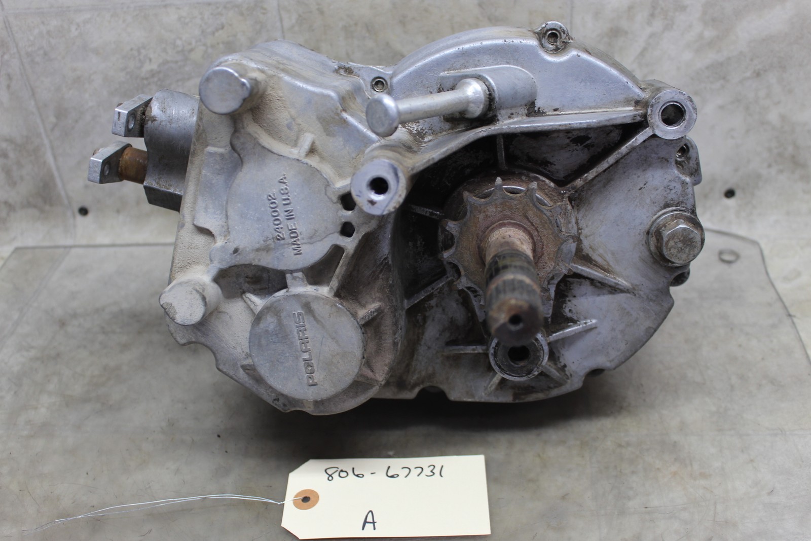96-99 Polaris Xpress 300 96-97 400 Transmission Tranny Trans Gearcase 1341147