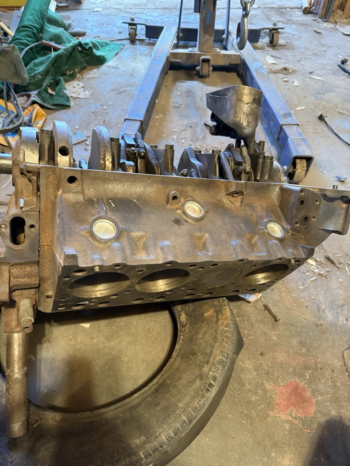 1957 1958 Oldsmobile 371 Rocket V8 Engine Block 568929 Short Block 88 98